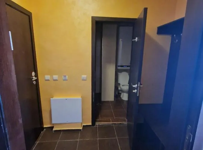 Royal Towers Thea Apartment, Modern Renovated Bathroom * 班斯科