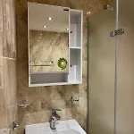 Royal Towers Thea Apartment, Modern Renovated Bathroom Апартамент