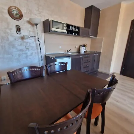 Royal Towers Thea Apartment, Modern Renovated Bathroom Apartmán Bansko