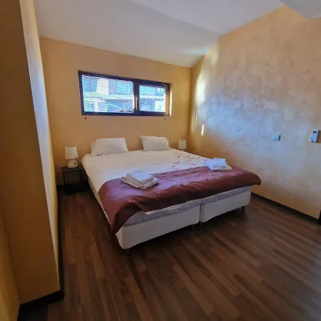 Royal Towers Thea Apartment, Modern Renovated Bathroom Apartmán Bansko